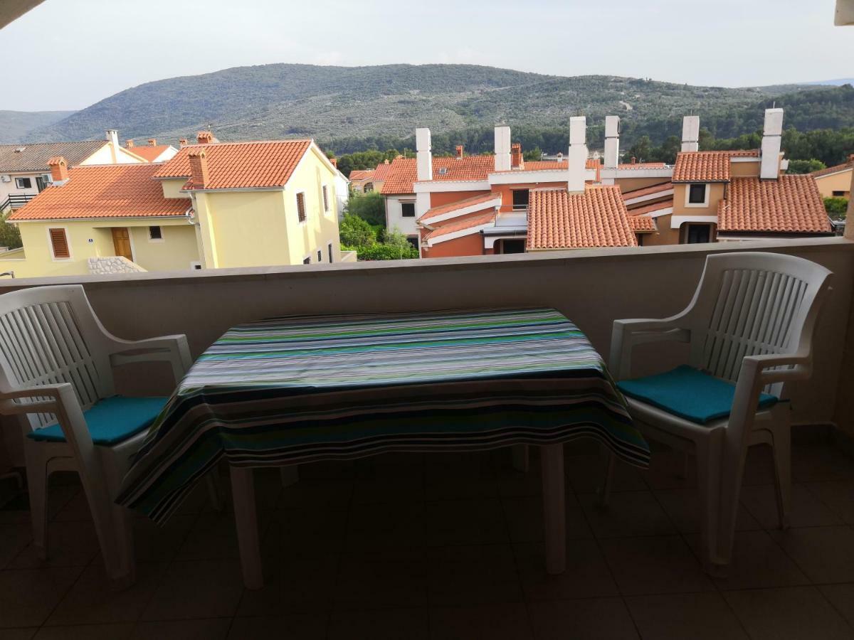 Laura And Nevio Apartments And Rooms Cres Extérieur photo