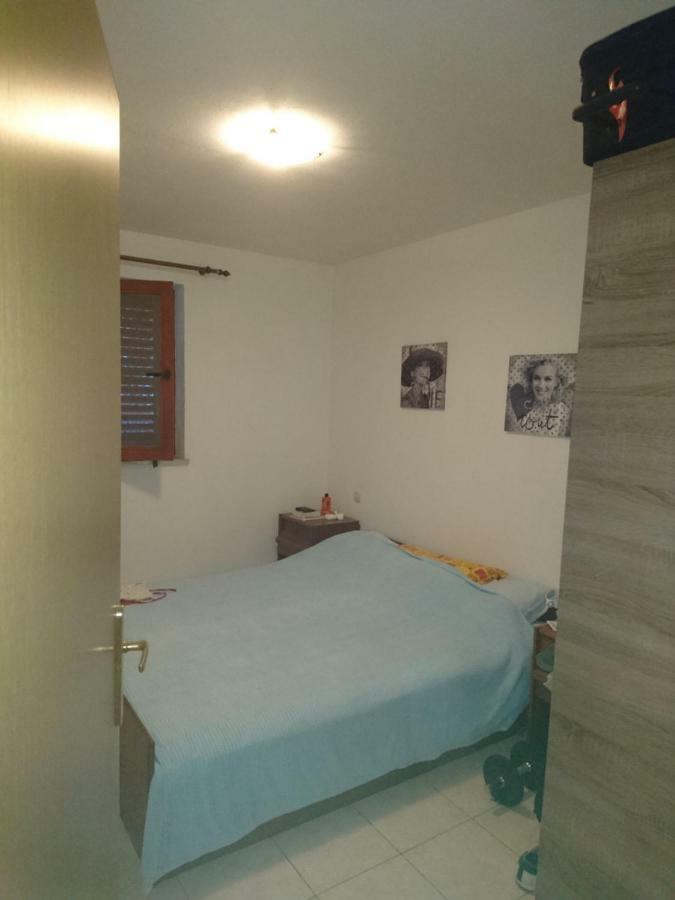 Laura And Nevio Apartments And Rooms Cres Extérieur photo